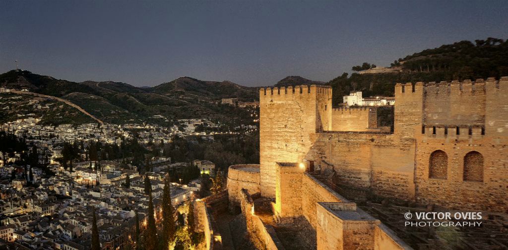 Alcazaba & Generalife from / desde Torre de la Vela 